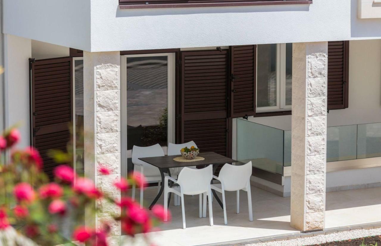 Apartmani Kos D Supetar Kültér fotó